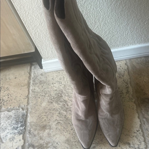 Jeffrey Campbell Amigo Lo Boot - Picture 2 of 6